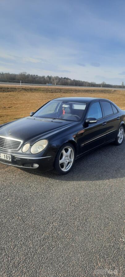 Mercedes-Benz E-Class W211 Sedan