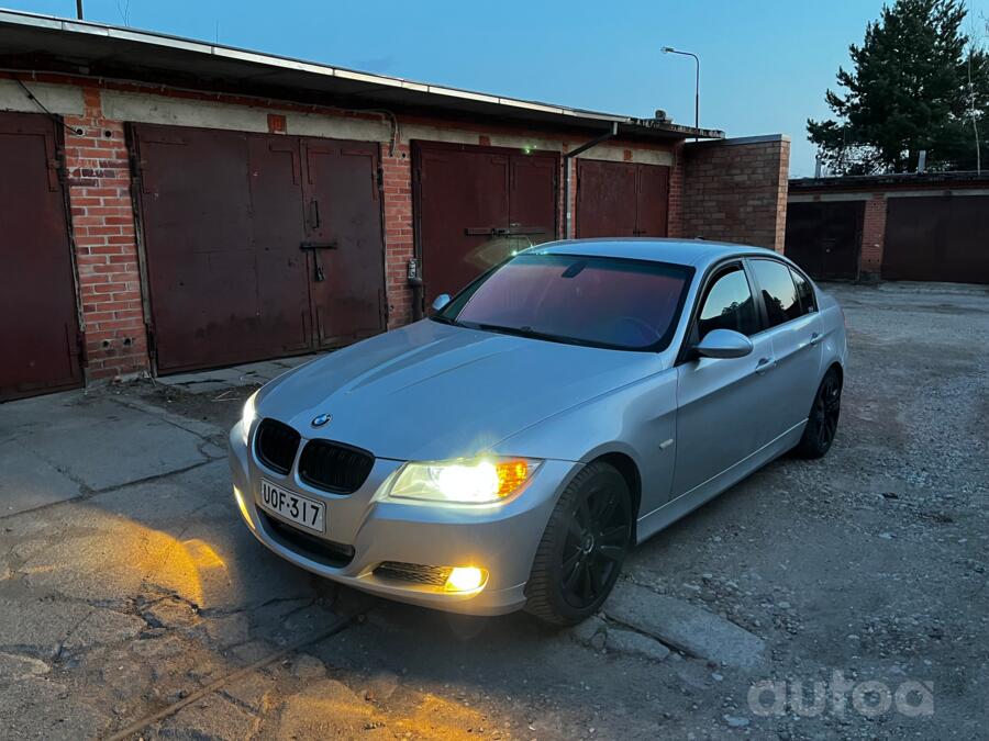 BMW 3 Series E90/E91/E92/E93 Sedan