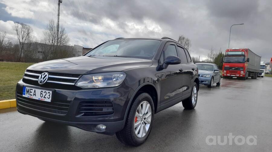 Volkswagen Touareg 2 generation Crossover