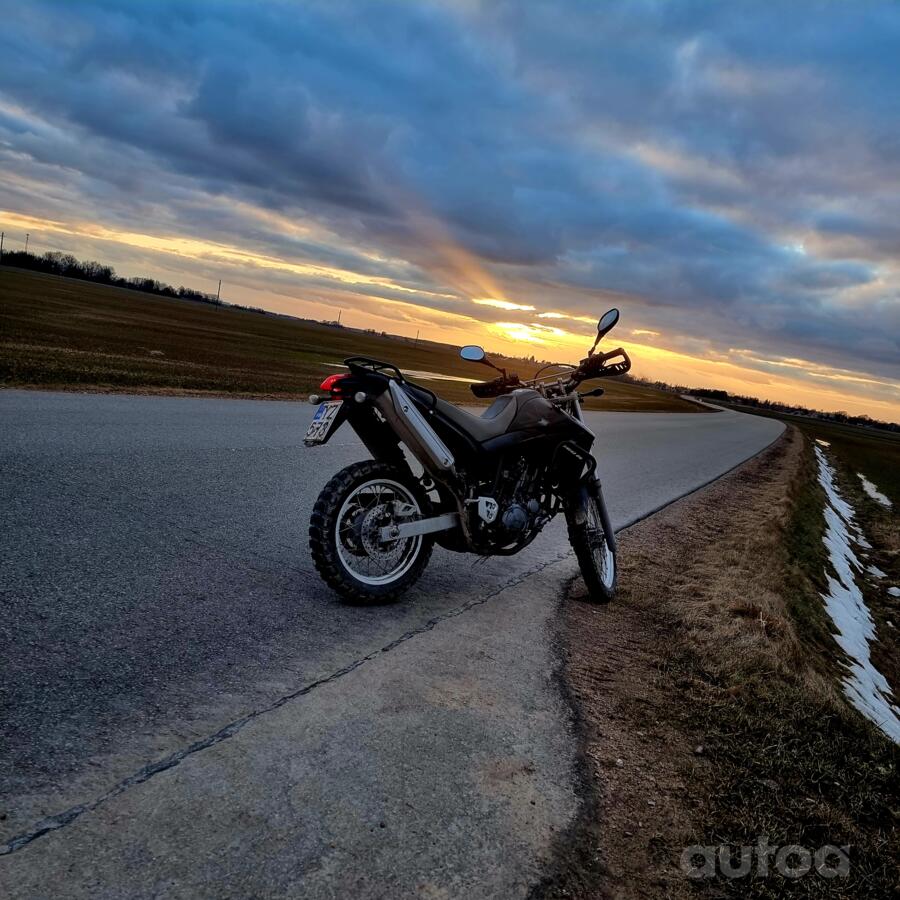 Yamaha XT