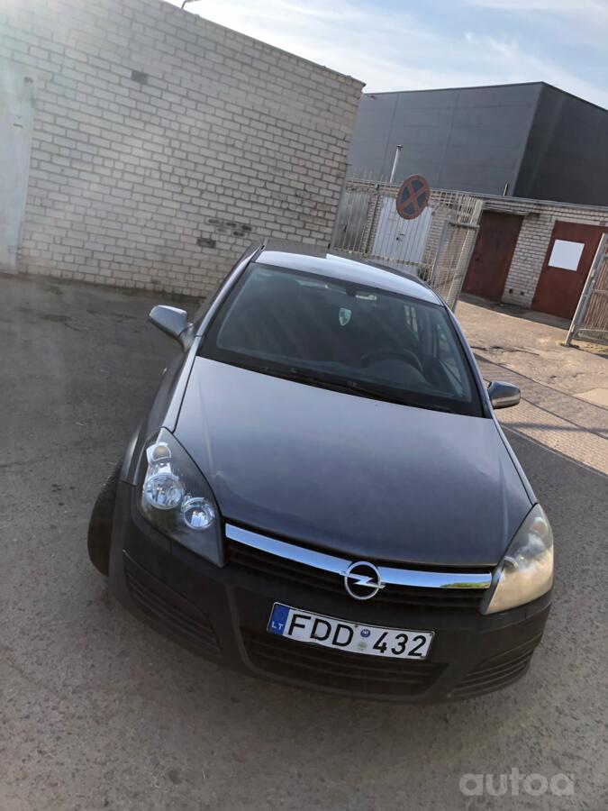 Opel Astra H Hatchback