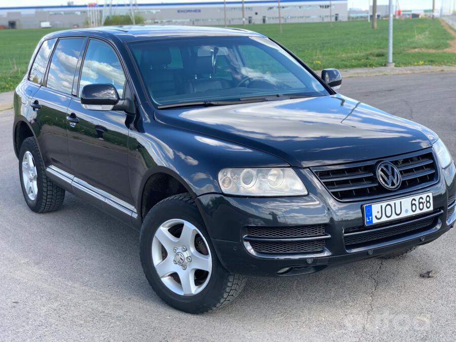 Volkswagen Touareg 1 generation Crossover
