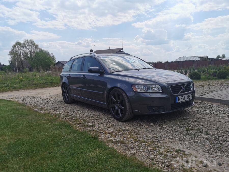 Volvo V50 1 generation [restyling]