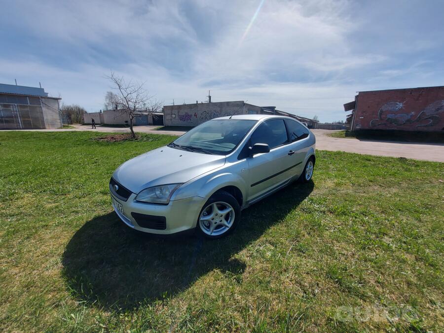 Ford Focus 2 generation Hatchback 3-doors