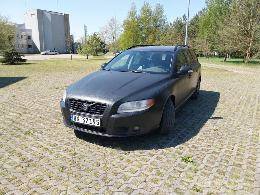 Volvo V70 3 generation wagon