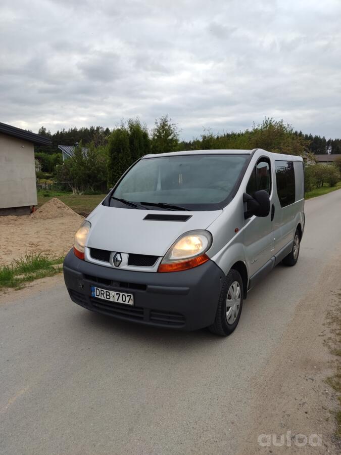 Renault Trafic 2 generation Minivan
