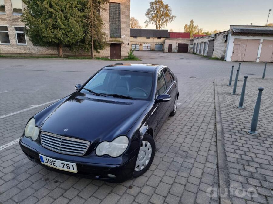 Mercedes-Benz C-Class W203/S203/CL203 Sedan 4-doors