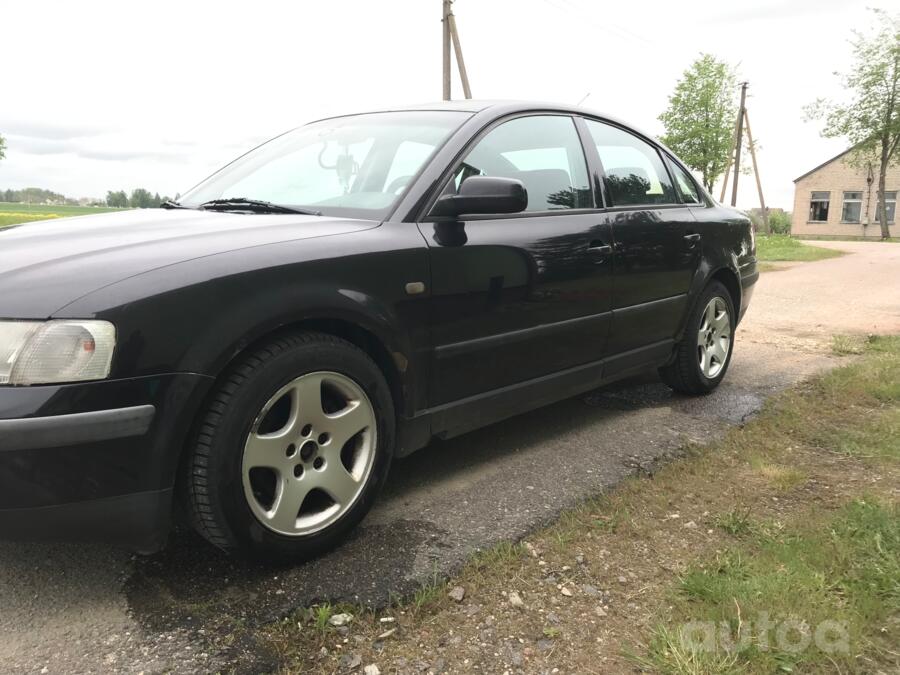 Volkswagen Passat B5 Sedan 4-doors