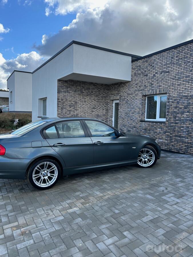 BMW 3 Series E90/E91/E92/E93 [restyling] Sedan