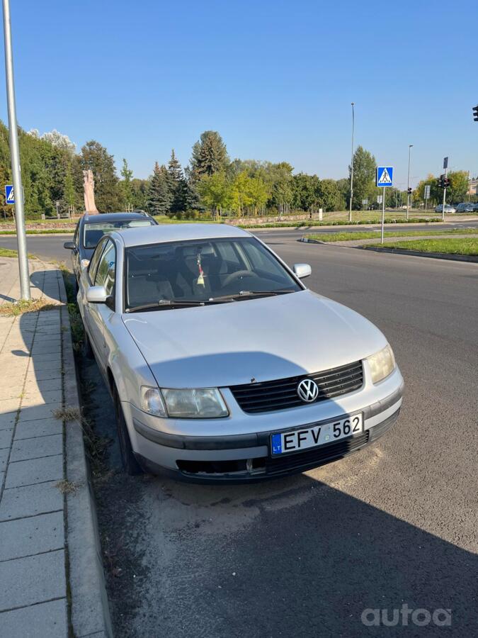 Volkswagen Passat B5 Sedan 4-doors