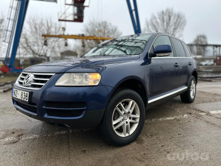 Volkswagen Touareg 1 generation Crossover