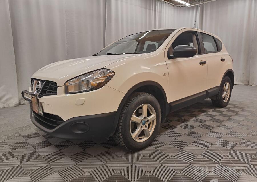 Nissan Qashqai 2 generation Crossover