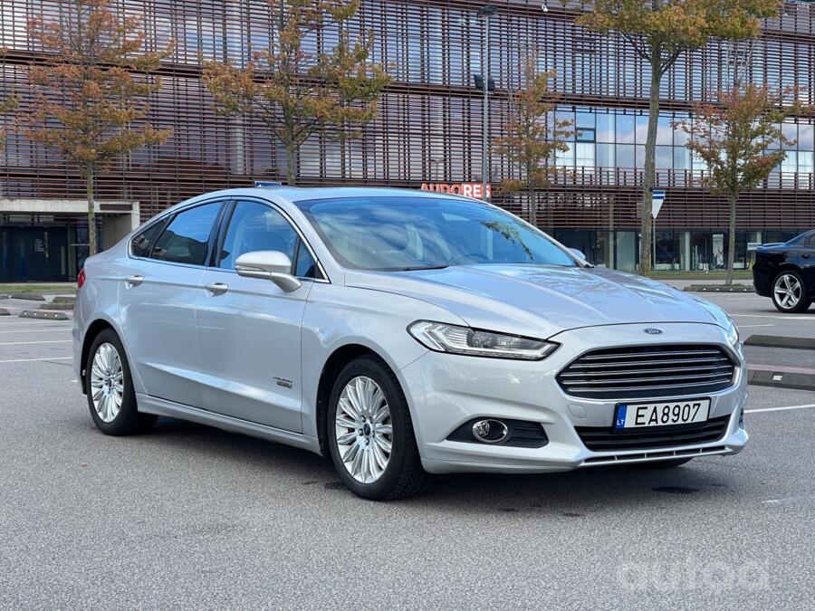 Ford Fusion (North America) 2 generation Sedan