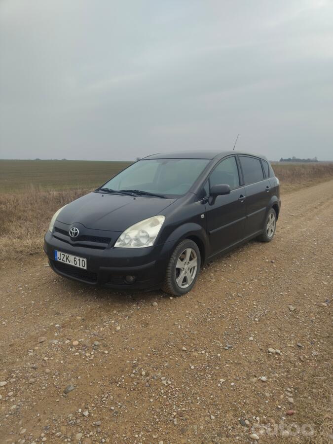 Toyota Corolla Verso 1 generation [restyling] -2 generation