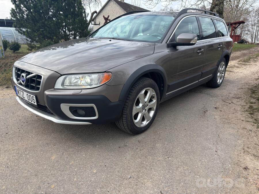 Volvo XC70 3 generation wagon