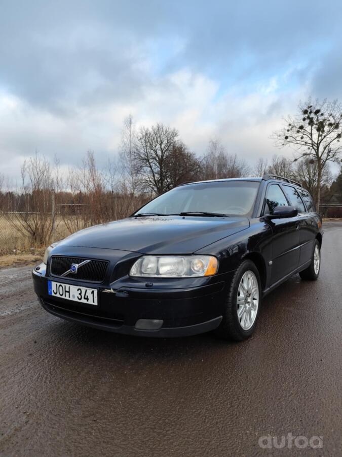Volvo V70 2 generation [restyling] wagon 5-doors
