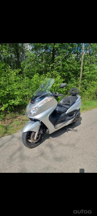 Yamaha MAJESTY