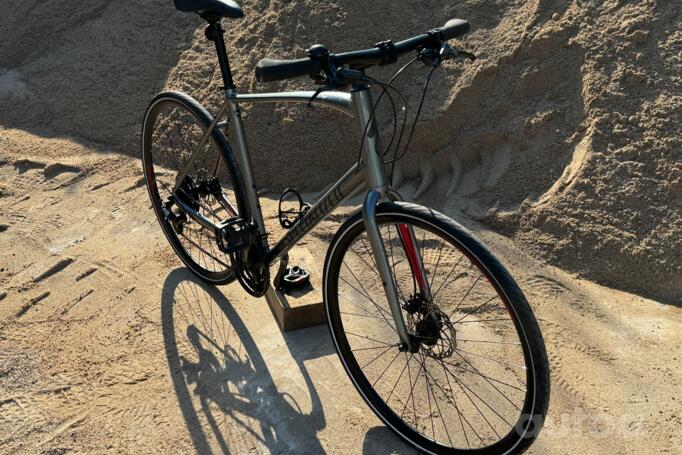Specialized Sirrus