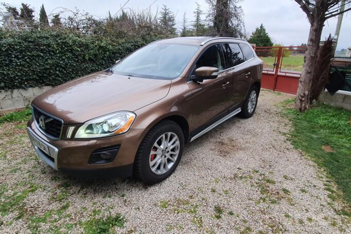 Volvo XC60 1 generation Crossover