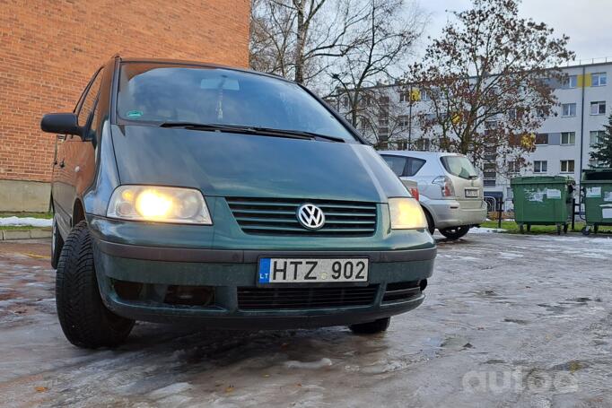 Volkswagen Sharan 1 generation [restyling] Minivan