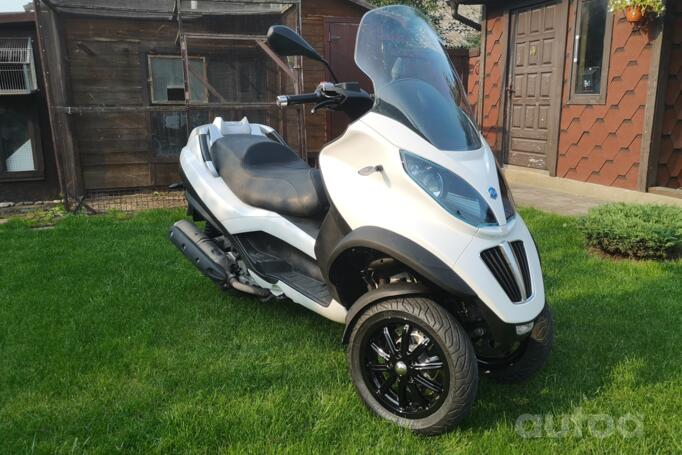 Piaggio MP3