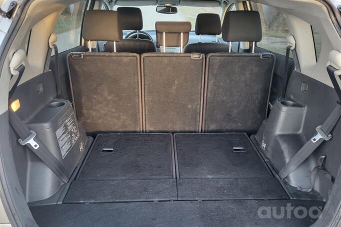 Toyota Corolla Verso 1 generation [restyling] -2 generation