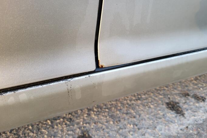 Toyota Corolla Verso 1 generation [restyling] -2 generation