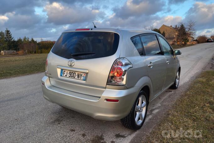 Toyota Corolla Verso 1 generation [restyling] -2 generation