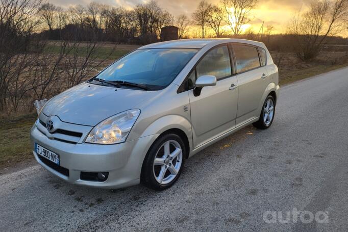 Toyota Corolla Verso 1 generation [restyling] -2 generation