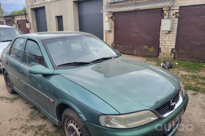 Opel Vectra B Hatchback