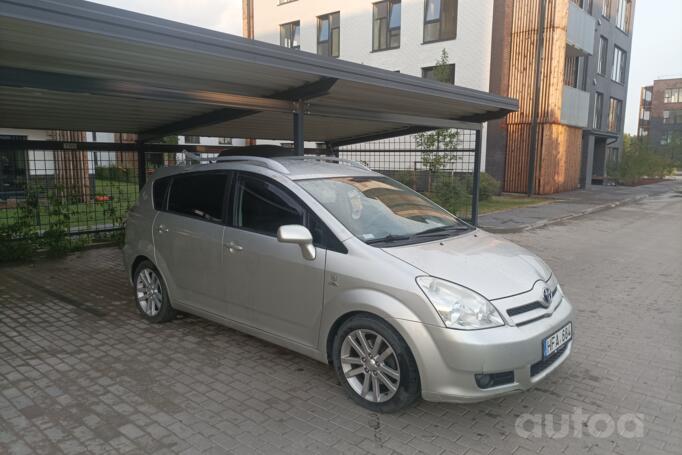 Toyota Corolla Verso 1 generation [restyling] Minivan