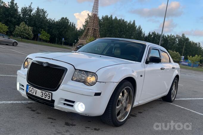 Chrysler 300C 1 generation Sedan 4-doors