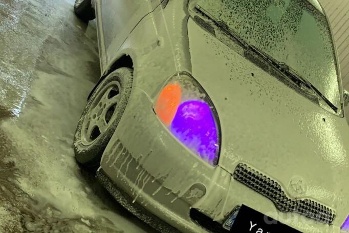 Toyota Yaris 1 generation