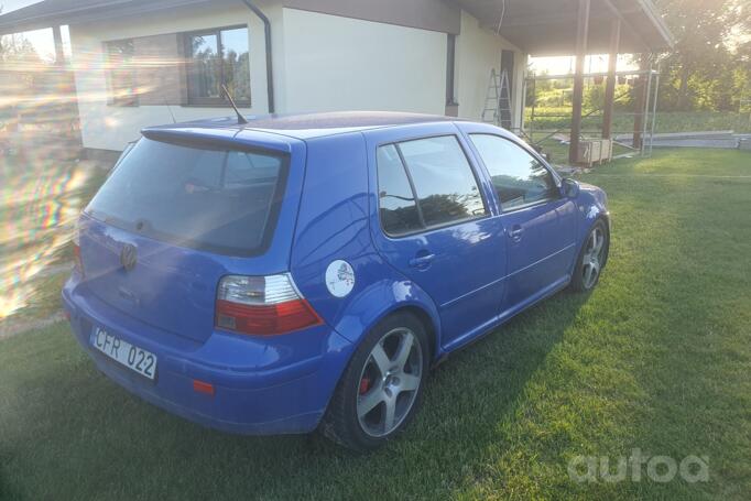 Volkswagen Golf GTI 4 generation