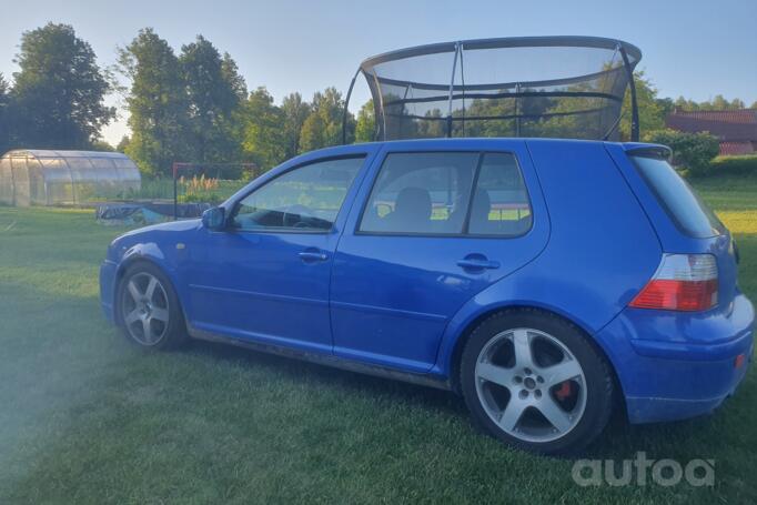 Volkswagen Golf GTI 4 generation