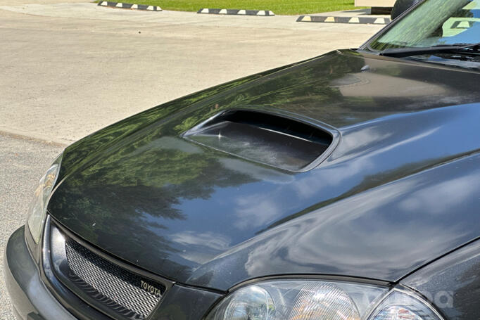 Toyota Caldina 2 generation wagon