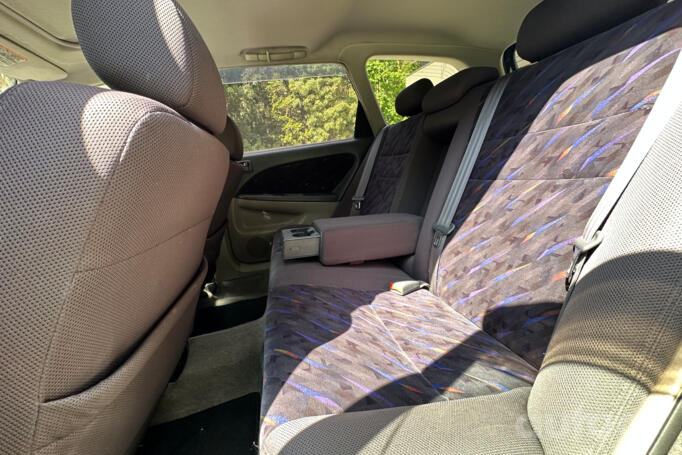 Toyota Caldina 2 generation wagon