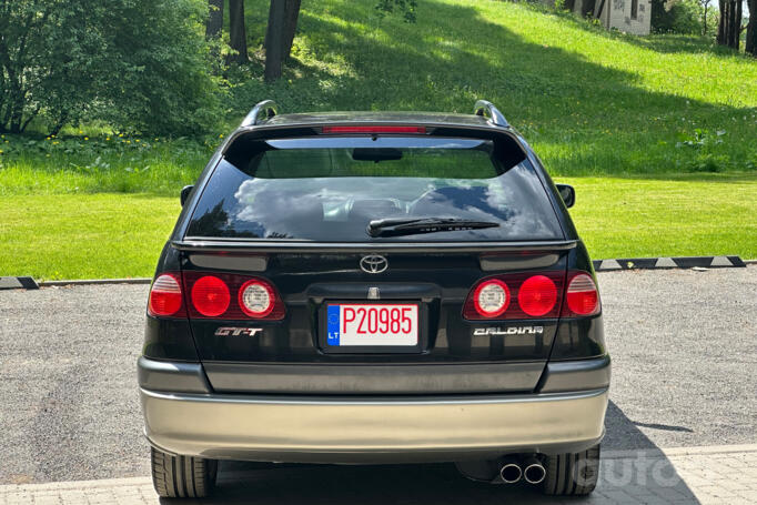 Toyota Caldina 2 generation wagon