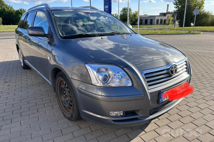 Toyota Avensis 2 generation wagon