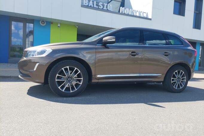 Volvo XC60 1 generation [restyling] Crossover