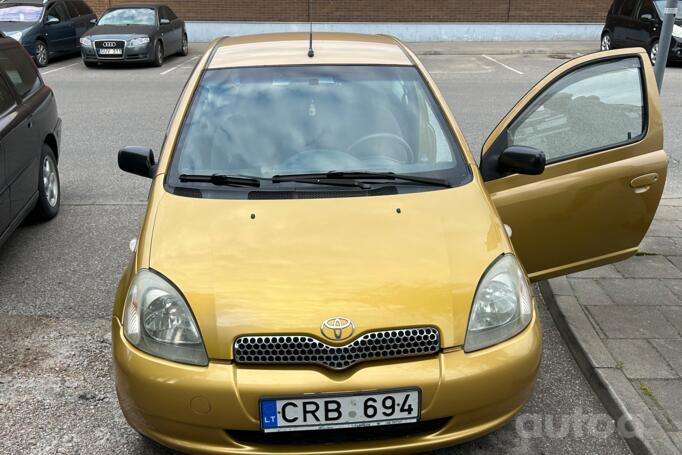 Toyota Yaris 1 generation