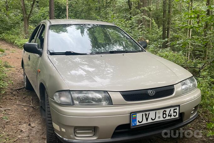 Mazda 323 BA Sedan