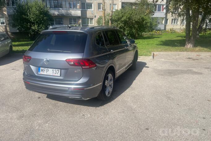 Volkswagen Tiguan 2 generation Allspace crossover 5-doors