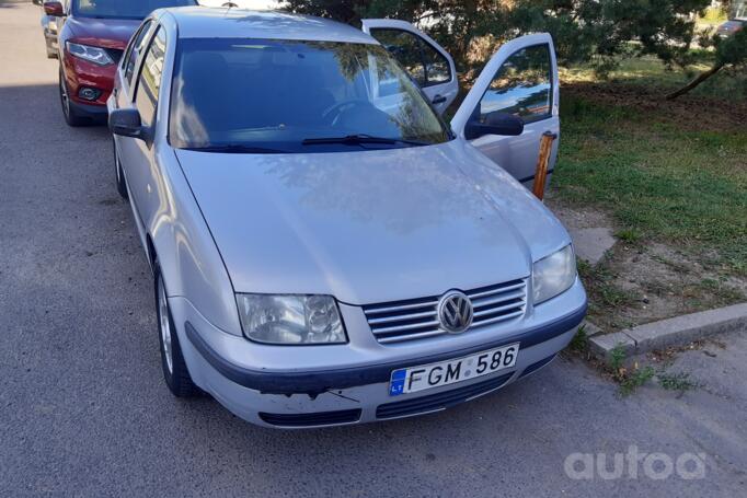 Volkswagen Bora 1 generation Sedan