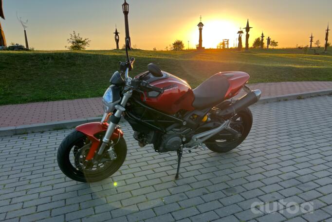 Ducati Monster