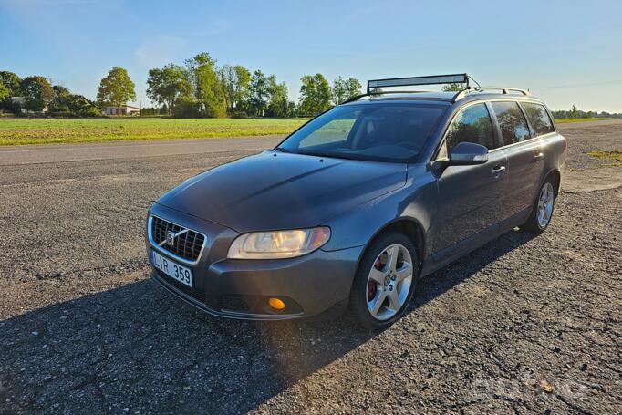 Volvo V70 3 generation wagon