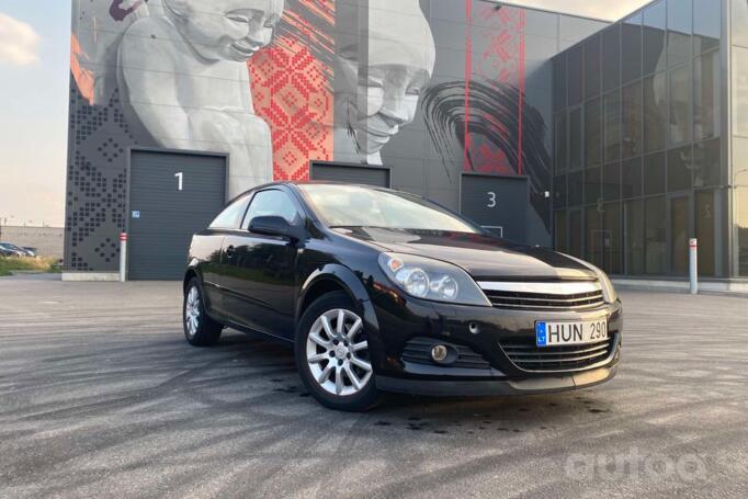 Opel Astra H Hatchback