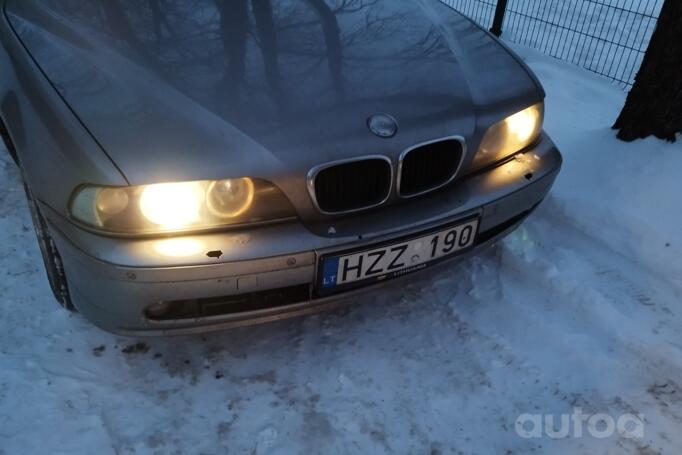 BMW 5 Series E39 Touring wagon