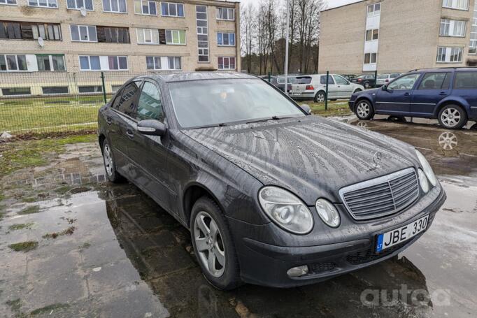 Mercedes-Benz E-Class W211 Sedan