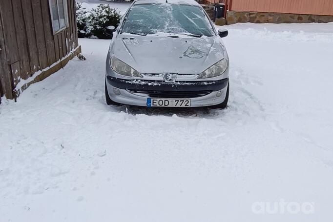 Peugeot 206 1 generation [restyling] Hatchback 5-doors